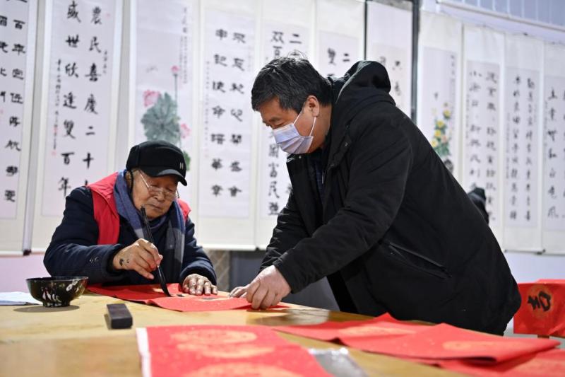 
广东省人民医院黄牛代挂号电话票贩子号贩子网上预约挂号,住院检查加快,新华全媒丨春联里的“中国年”