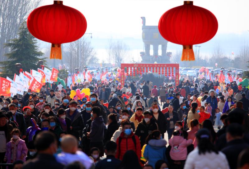 新华全媒｜镜头里的中国年——精彩庙会 烟火大集