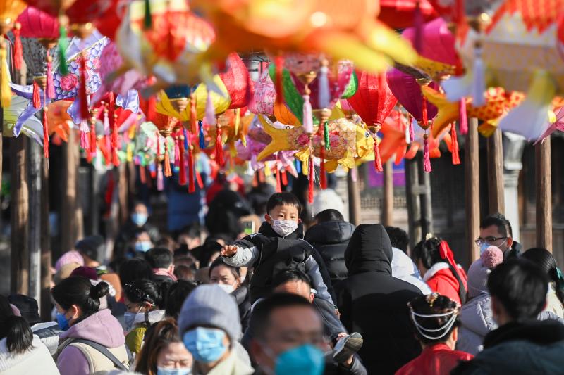 新华全媒｜镜头里的中国年——精彩庙会 烟火大集