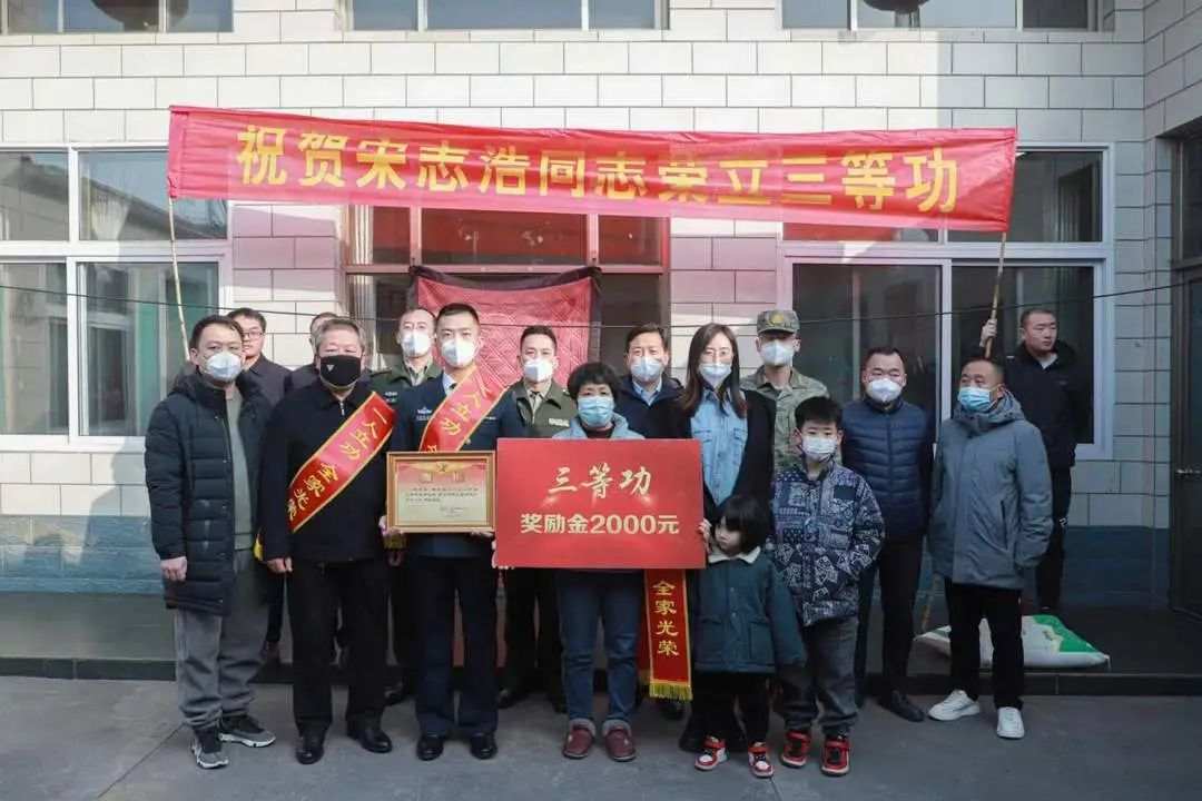 北京协和医院黄牛代挂号电话票贩子号贩子网上预约挂号,住院检查加快,不愧是山东舰，给官兵们送喜报都这么隆重