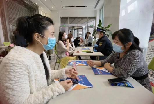 
代挂姜玉武的号黄牛代挂号电话票贩子号贩子网上预约挂号,住院检查加快,全程陪伴企业成长，打造身边的“邻”管家！Ta们零距离服务商务楼宇