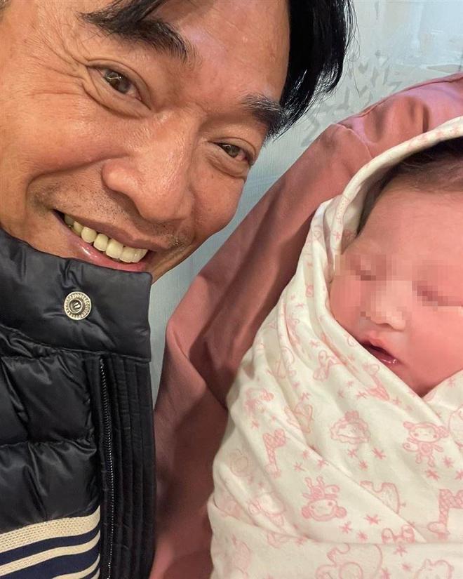 北京协和医院黄牛代挂号电话票贩子号贩子网上预约挂号,住院检查加快,60岁吴宗宪宣布当外公，外孙女正脸照曝光超可爱，晒合照满脸喜悦