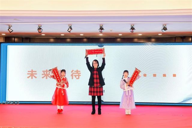 
上海瑞金医院黄牛代挂号电话票贩子号贩子网上预约挂号,住院检查加快,牵手“10后”小小建议人，童言童语结出了怎样的“金果子”？
