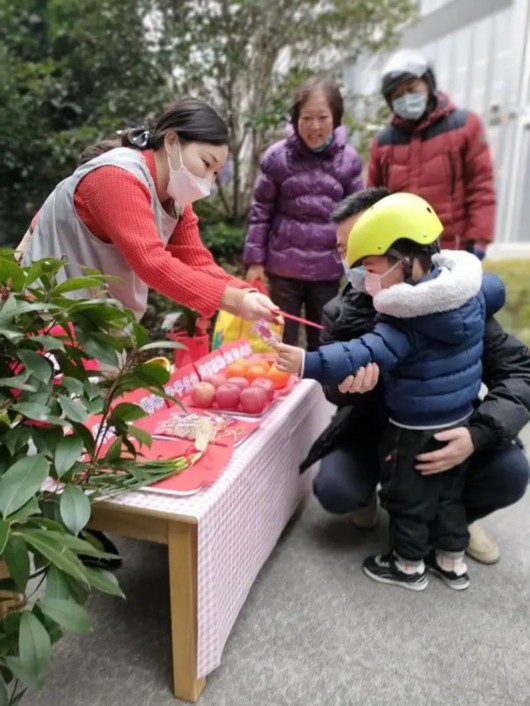 
广州口腔医院黄牛代挂号电话票贩子号贩子网上预约挂号,住院检查加快,喜气洋洋闹元宵，可爱萌娃欢乐多