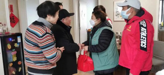 
上海龙华医院黄牛代挂号电话票贩子号贩子网上预约挂号,住院检查加快,吃汤圆、扎花灯、猜灯谜……宝山各社区“花式”闹元宵