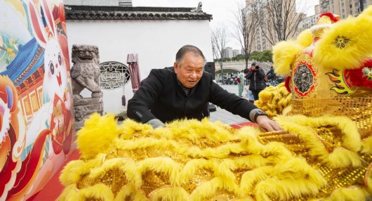 
浙江省中医院黄牛代挂号电话票贩子号贩子网上预约挂号,住院检查加快,时隔两年，百米长龙再次“飞过”三林老街！一起来看国家级非遗“龙舞”的故事