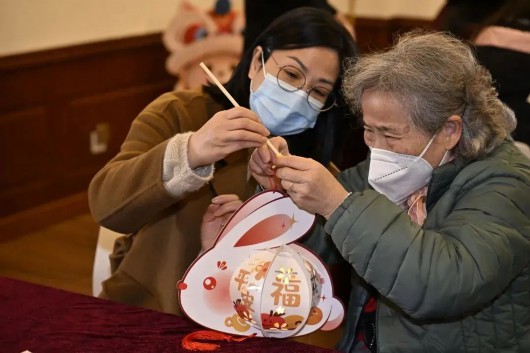 
南京市口腔医院黄牛代挂号电话票贩子号贩子网上预约挂号,住院检查加快,包汤圆、做花灯、猜灯谜……元宵喜乐氛围感拉满了！