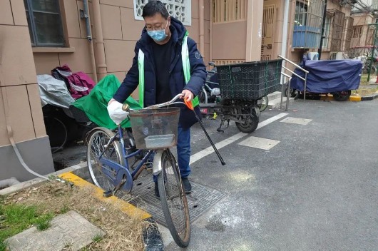 
北医三院黄牛代挂号电话票贩子号贩子网上预约挂号,住院检查加快,扮靓家园齐行动！普陀的他们携手助力创城攻坚 | 爱申活暖心春