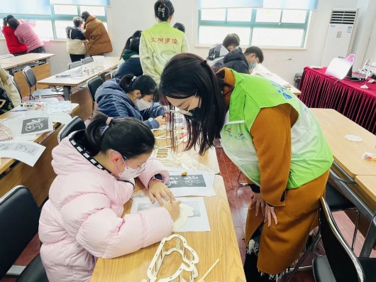 
浙江第二医院黄牛代挂号电话票贩子号贩子网上预约挂号,住院检查加快,浓浓民俗味，热闹过元宵！宝山这里开展节日主题活动