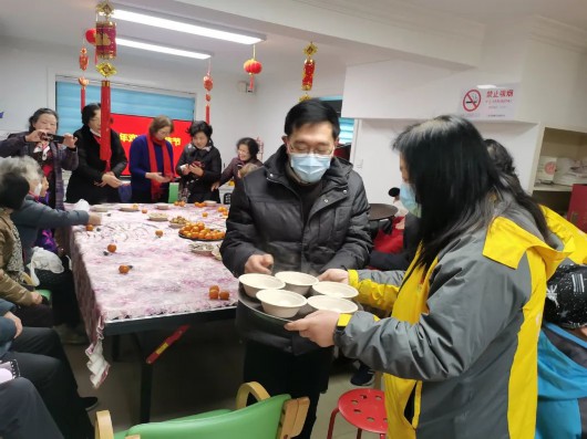 
北京八大处整形医院黄牛代挂号电话票贩子号贩子网上预约挂号,住院检查加快,猜灯谜、写福字、吃汤圆……多彩方式闹元宵，你最爱哪一种？