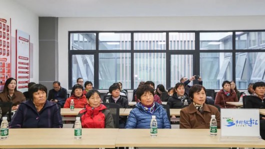 
浙江口腔医院黄牛代挂号电话票贩子号贩子网上预约挂号,住院检查加快,创新理论宣讲新模式，他们为乡村振兴“聚民心”！