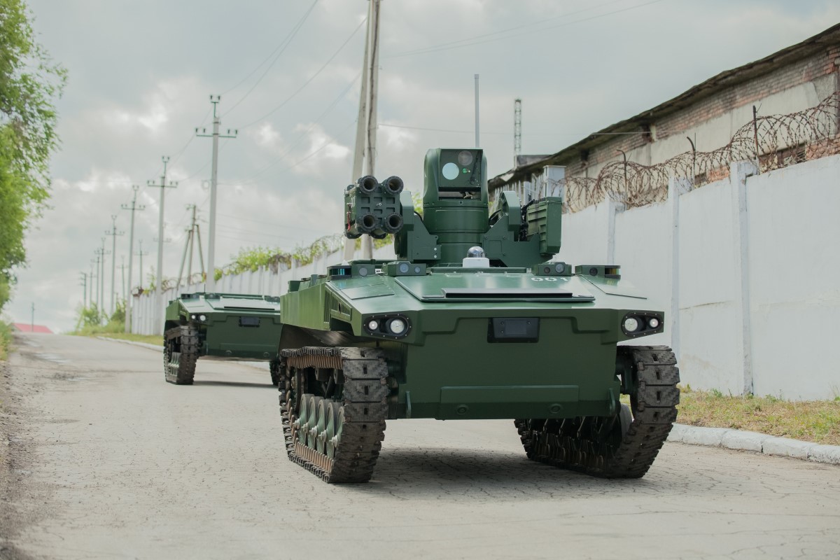 俄罗斯派出无人战车对抗西方坦克,效果会如何?