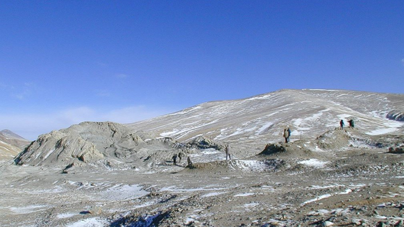 新疆伊宁最大冻土深度打破近40年汗青极值