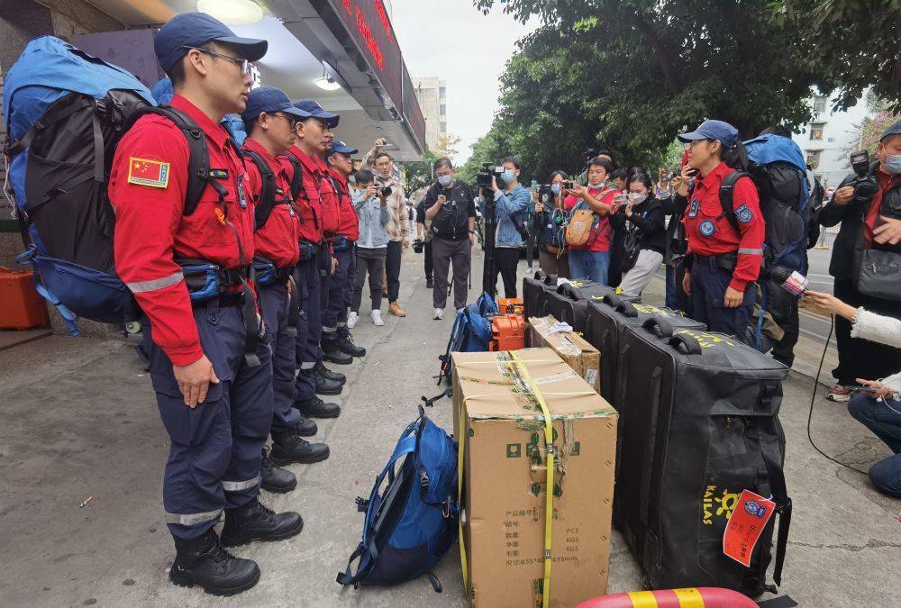 
北医六院黄牛代挂号电话票贩子号贩子网上预约挂号,住院检查加快,救援队影像日志·2月9日 | 中国多支救援队奔赴灾区