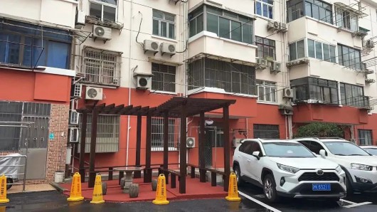 
南京军区总医院黄牛代挂号电话票贩子号贩子网上预约挂号,住院检查加快,文明安全“齐步走”！宝山这里从源头整理飞线、规范停车