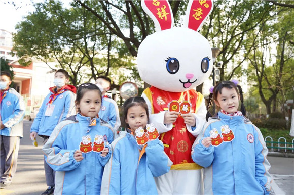 WDCM上传图片 WDCM上传图片