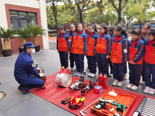 
成都华西医院黄牛代挂号电话票贩子号贩子网上预约挂号,住院检查加快,讲好安全第一课！宝山这里开展消防安全体验活动