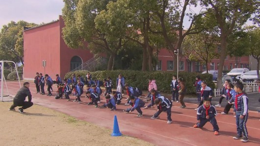 
杭州市一医院黄牛代挂号电话票贩子号贩子网上预约挂号,住院检查加快,“阳康”之后体育课怎么上？ 开学首日，学校操场上 “趣味性”“个性化”“循序渐进”成关键词