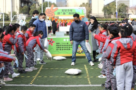 
成都华西医院黄牛代挂号电话票贩子号贩子网上预约挂号,住院检查加快,我们开学啦！直击金海街道中小幼学生开学第一天