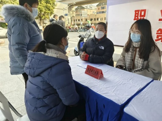 
北京西苑医院黄牛代挂号电话票贩子号贩子网上预约挂号,住院检查加快,就业困难不必愁 ，西渡街道“春风行动”来解忧！