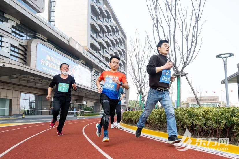 
浙江医院黄牛代挂号电话票贩子号贩子网上预约挂号,住院检查加快,打造体育特色社区文化 幸福社区运动会吸引全家来参赛