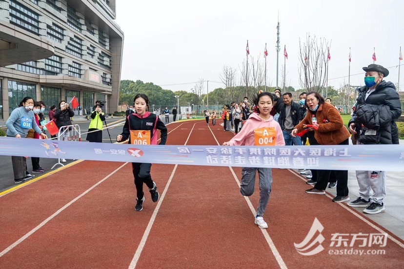 
浙江医院黄牛代挂号电话票贩子号贩子网上预约挂号,住院检查加快,打造体育特色社区文化 幸福社区运动会吸引全家来参赛