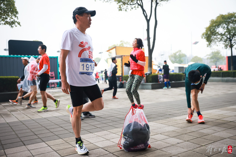 
广州儿童医院黄牛代挂号电话票贩子号贩子网上预约挂号,住院检查加快,4500个参赛名额早早抢光 2023蒸蒸日上迎新跑今开跑