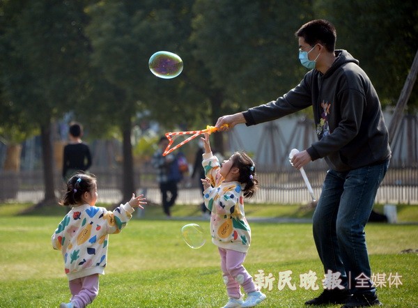 
北京大学第三医院黄牛代挂号电话票贩子号贩子网上预约挂号,住院检查加快,暖意融融 市民徐汇滨江尽享春光