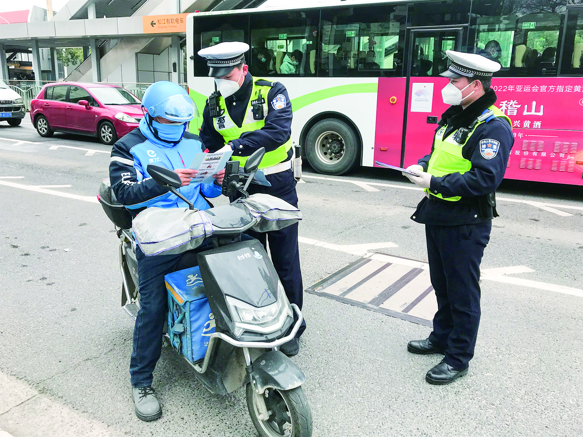 
广州儿童医院黄牛代挂号电话票贩子号贩子网上预约挂号,住院检查加快,重点查处驾驶电动自行车不戴头盔等行为