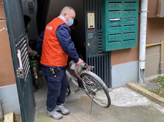 
天津各大医院黄牛代挂号电话票贩子号贩子网上预约挂号,住院检查加快,助力创全！宝山这里的“微更细改”绘就居民幸福底色