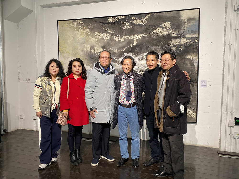 
南京各大医院黄牛代挂号电话票贩子号贩子网上预约挂号,住院检查加快,在油画布上作东方水墨，旅法40载的他时隔三年再度来沪办展