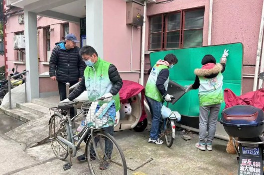 
上海肺科医院黄牛代挂号电话票贩子号贩子网上预约挂号,住院检查加快,共创整洁生活环境，提升居民文明素养！TA们全力做好创全工作