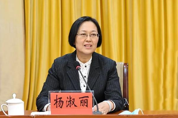 
湖南中医附一医院黄牛代挂号电话票贩子号贩子网上预约挂号,住院检查加快,杨淑丽委员：建议优化社保政策，保障外卖、快递员参保权益