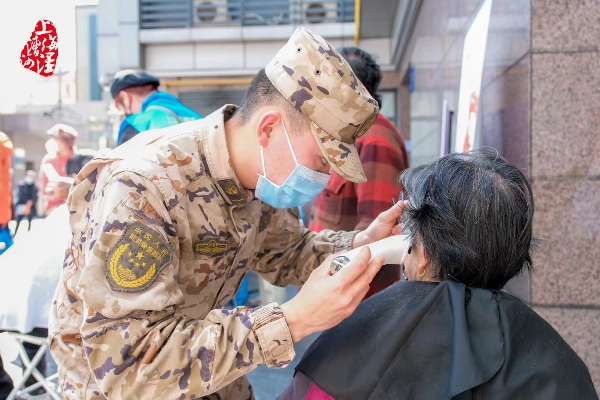 
杭州市第一人民医院黄牛代挂号电话票贩子号贩子网上预约挂号,住院检查加快,这个街道的学雷锋活动是志愿服务的“大集合”