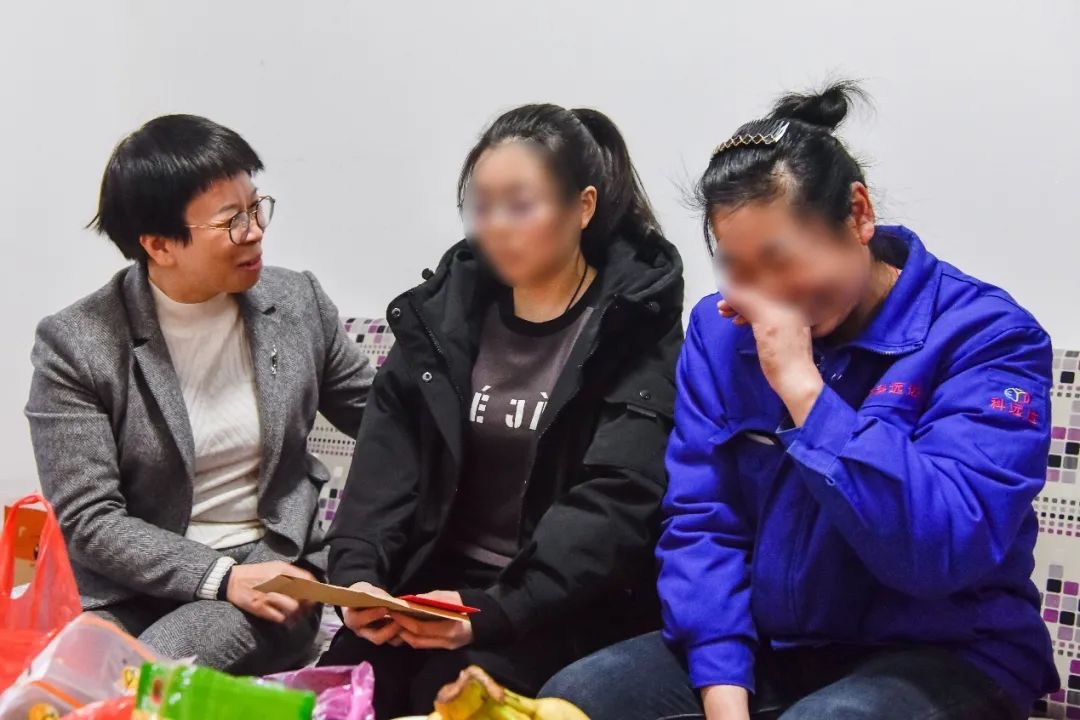 
北京301医院黄牛代挂号电话票贩子号贩子网上预约挂号,住院检查加快,人大代表连续十年呼吁防治出生缺陷，建言罕见病“病有所保”