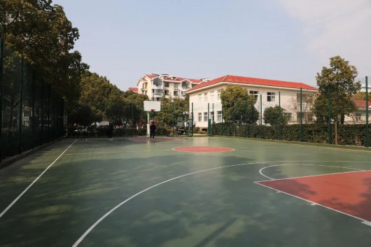 贝港实验小学图片