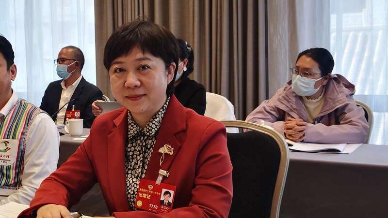 
广州儿童医院黄牛代挂号电话票贩子号贩子网上预约挂号,住院检查加快,韦震玲委员：建议有照顾一老一小需求人员可申请提前退休