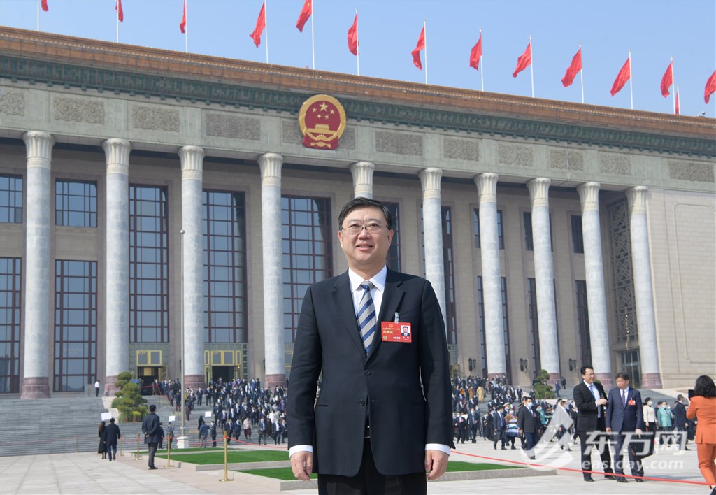 全国人大代表、上海市崇明区区长李峻(陈正宝摄)