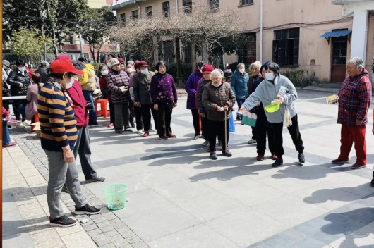 
上海精神卫生中心黄牛代挂号电话票贩子号贩子网上预约挂号,住院检查加快,三八妇女节，海湾镇的她们这样过