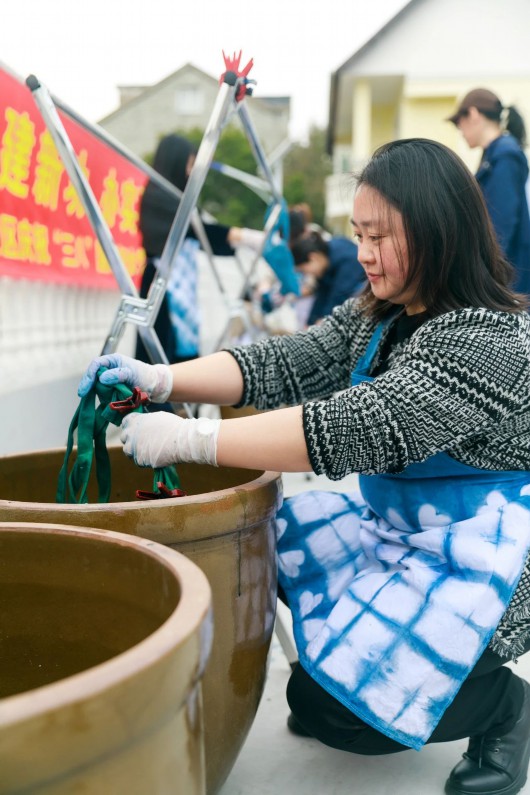 
北京中医院黄牛代挂号电话票贩子号贩子网上预约挂号,住院检查加快,党建引领 “新贤”赋能，解锁社区居民美好生活的“幸福密码”