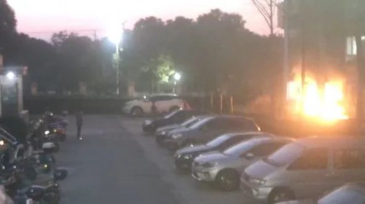 
中山二院黄牛代挂号电话票贩子号贩子网上预约挂号,住院检查加快,“熊孩子”玩火，家长买单！宝山警方：事后救，不如事前防