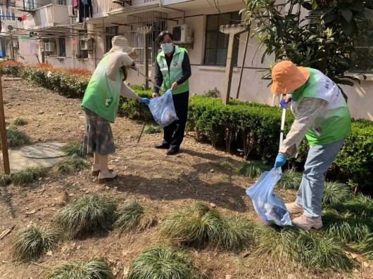 
广州中山三医院黄牛代挂号电话票贩子号贩子网上预约挂号,住院检查加快,点滴付出助力创全，宝山这里开展环境整治活动