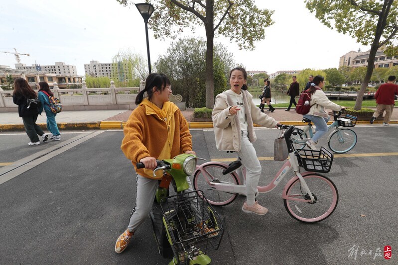 
天津眼科医院黄牛代挂号电话票贩子号贩子网上预约挂号,住院检查加快,拥抱无障碍新生活，这群人考驾照不再是梦想