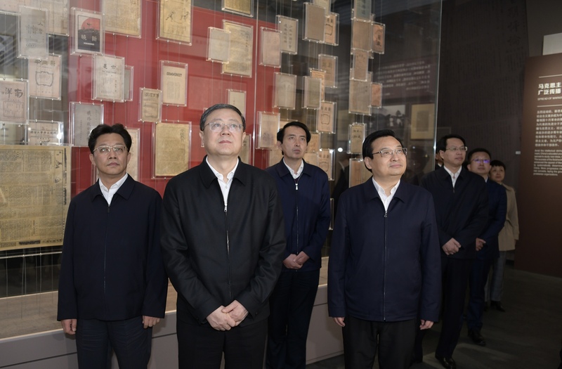 
东部战区总医院黄牛代挂号电话票贩子号贩子网上预约挂号,住院检查加快,共同谱写沪宁两地合作新篇章！陈吉宁龚正与梁言顺张雨浦所率宁夏党政团座谈