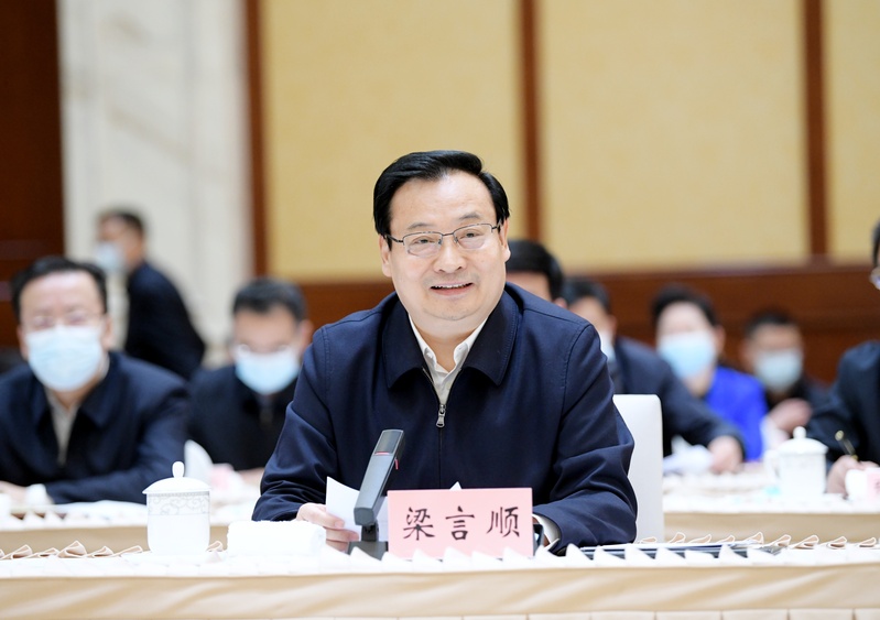 
东部战区总医院黄牛代挂号电话票贩子号贩子网上预约挂号,住院检查加快,共同谱写沪宁两地合作新篇章！陈吉宁龚正与梁言顺张雨浦所率宁夏党政团座谈