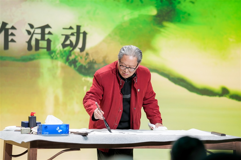 
长春吉大二院黄牛代挂号电话票贩子号贩子网上预约挂号,住院检查加快,“海派艺术家之家”在沪揭牌老中青三代现场挥毫泼墨