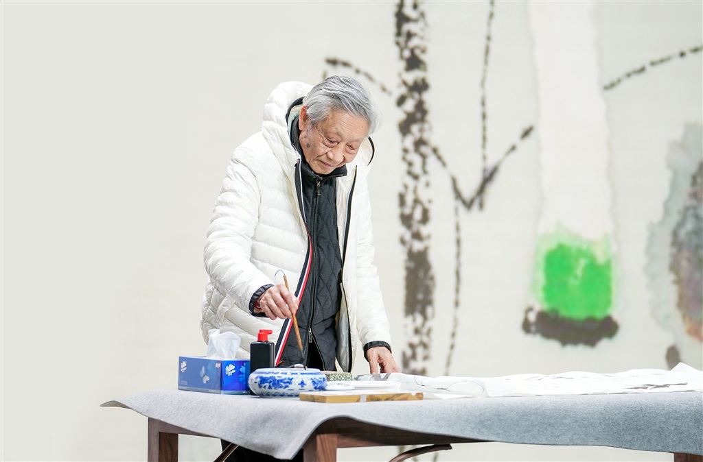 
长春吉大二院黄牛代挂号电话票贩子号贩子网上预约挂号,住院检查加快,“海派艺术家之家”在沪揭牌老中青三代现场挥毫泼墨