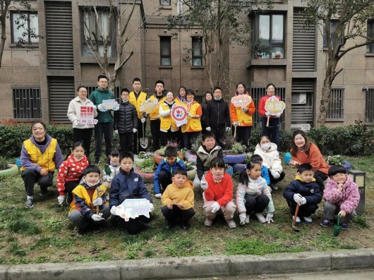 
北京大学第六医院黄牛代挂号电话票贩子号贩子网上预约挂号,住院检查加快,小花园让社区“靓”起来！宝山这里开展亲子种植活动