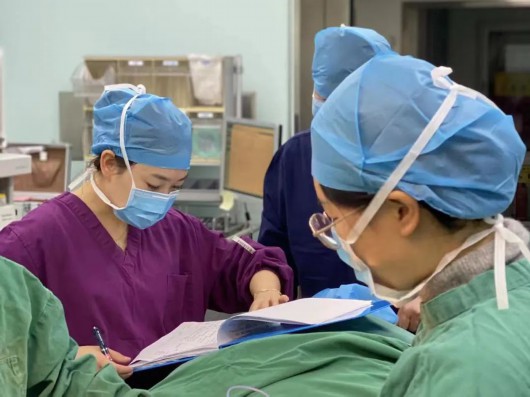 
天津各大医院黄牛代挂号电话票贩子号贩子网上预约挂号,住院检查加快,解密手术室的一天 | 医护手记