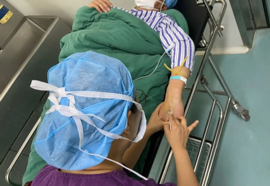 
天津各大医院黄牛代挂号电话票贩子号贩子网上预约挂号,住院检查加快,解密手术室的一天 | 医护手记